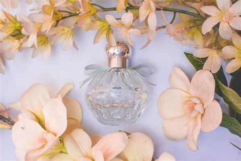 perfume con olor a jazmín y gardenia|aromas de jazmín.